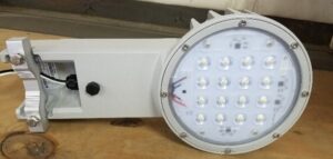175 watt light